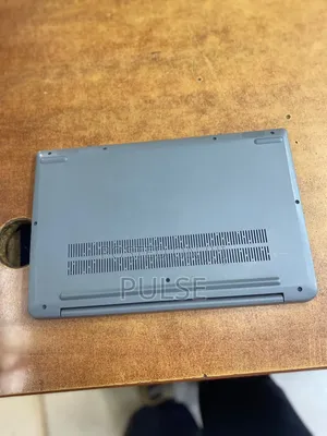 Laptop Lenovo IdeaPad 300 4GB Intel Core i5 SSD 128GB