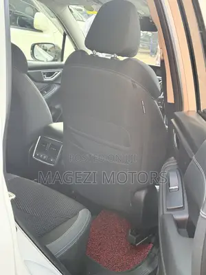 Subaru Forester 2018 White