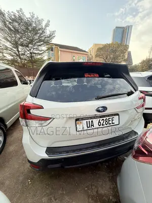 Subaru Forester 2018 White