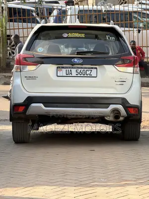 Subaru Forester 2019 White