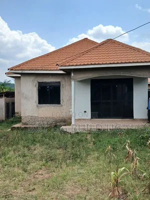 2bdrm Bungalow in Gayaza - Buwagga, Division B for sale