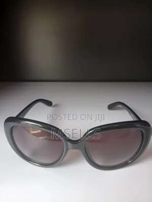 Round Geometric Sunglasses (Black)
