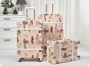 Vintage-Style Unitravel Luggage Set