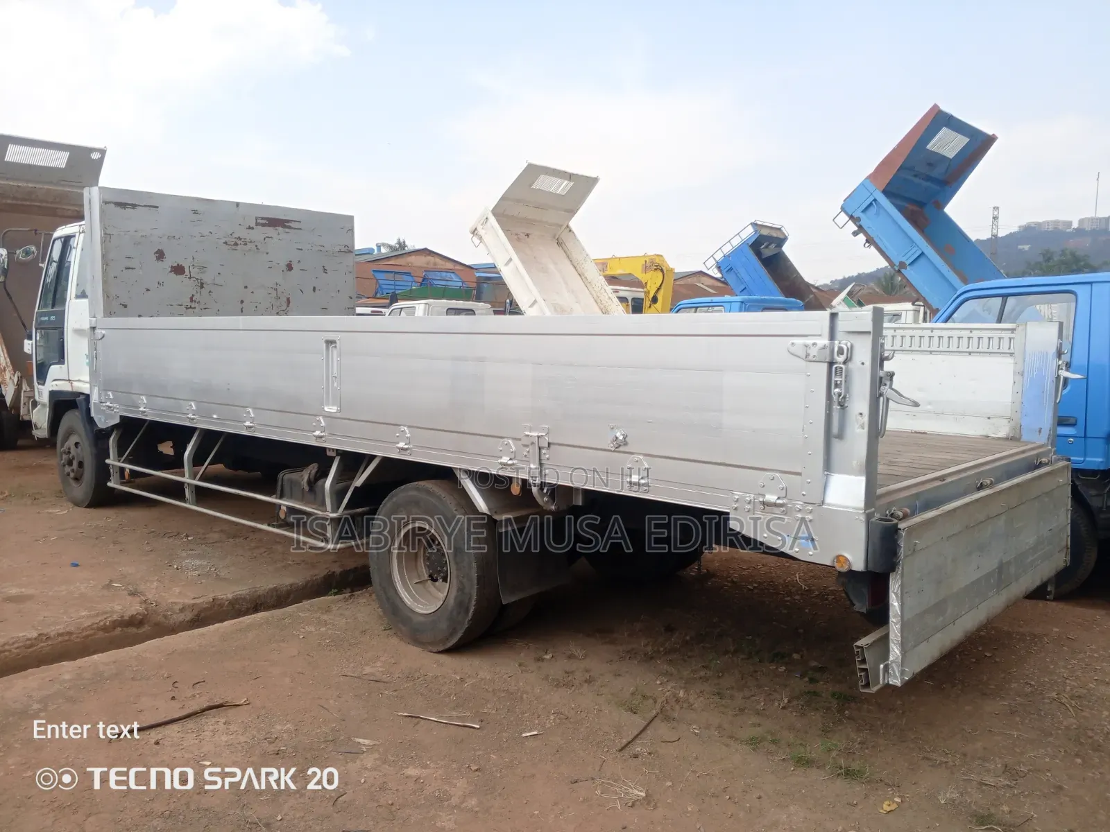 Isuzu Truck 1980 White