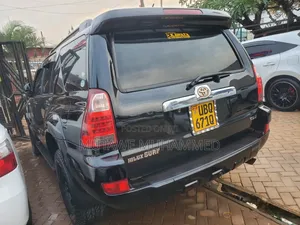 Toyota Hilux Surf 2009 Black