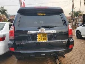 Toyota Hilux Surf 2009 Black