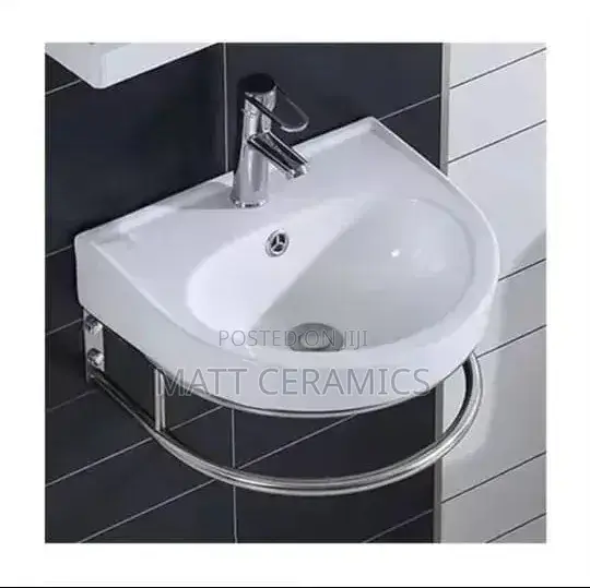 Wash Basin With Towel Rings
