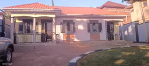 3bdrm House in Division A for sale