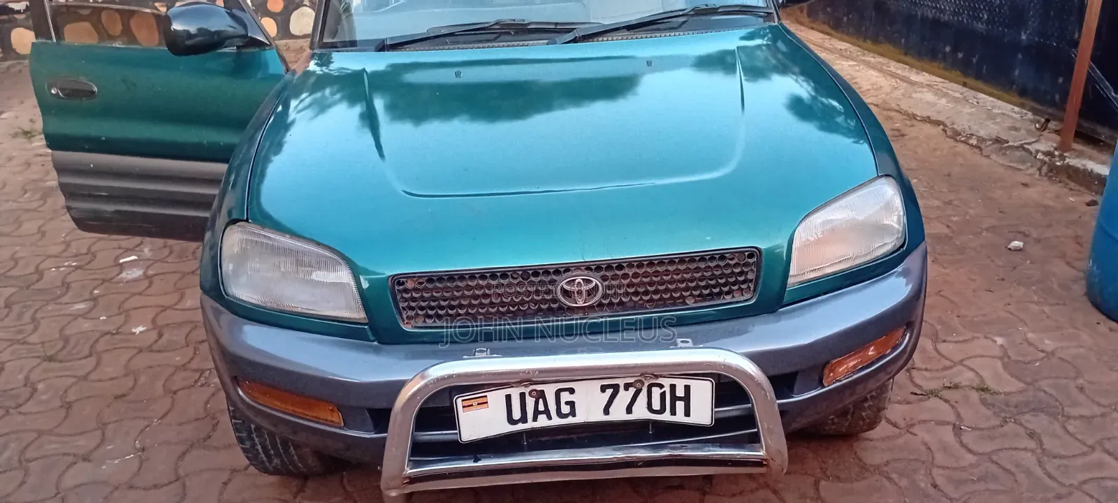 Toyota RAV4 Base FWD 1999 Green