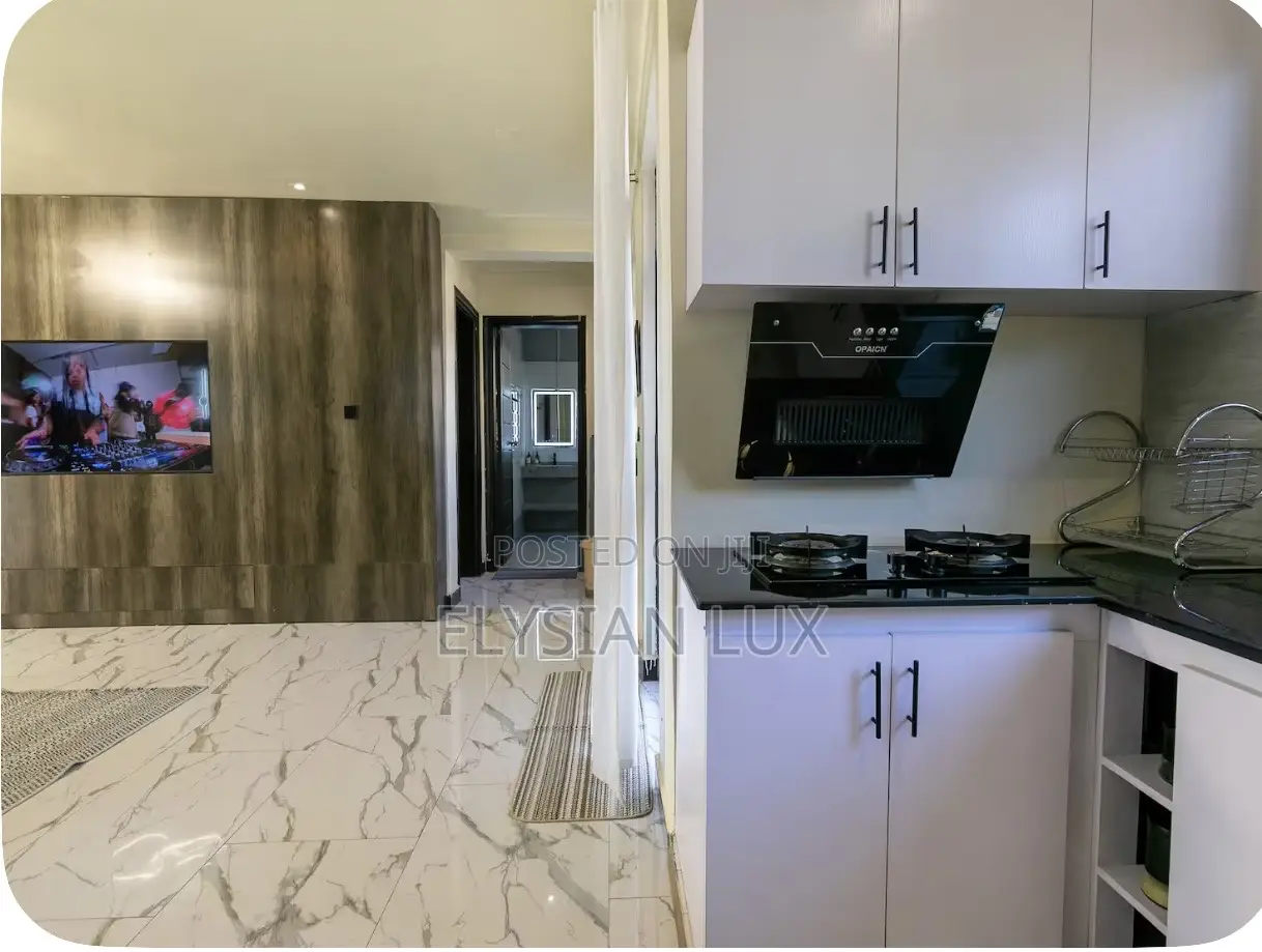 Furnished 1bdrm Apartment in Elysian Lux Home, Central Division
