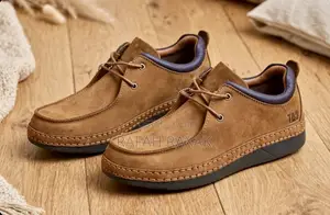 Men’s Classic Light Brown CATERPILLAR Casual Chukka Low Shoes