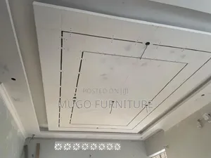 Living Room Elegant Gypsum Ceiling