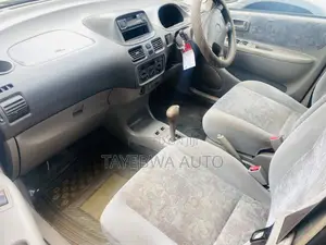 Toyota Corolla Spacio 1.6 (5 Seater) 1999
