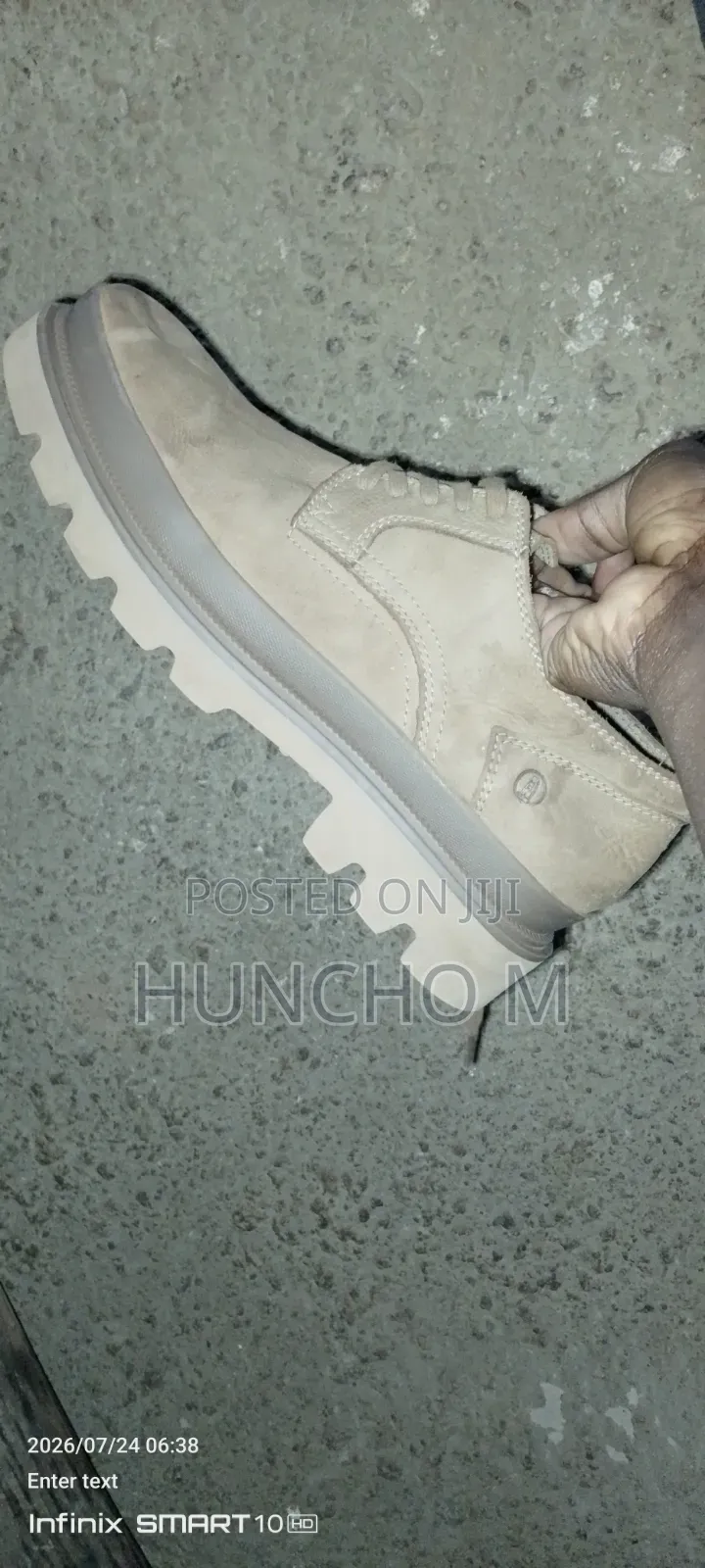 Clarks Signature for Sale