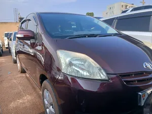 Toyota Passo Sette 2009 Maroon