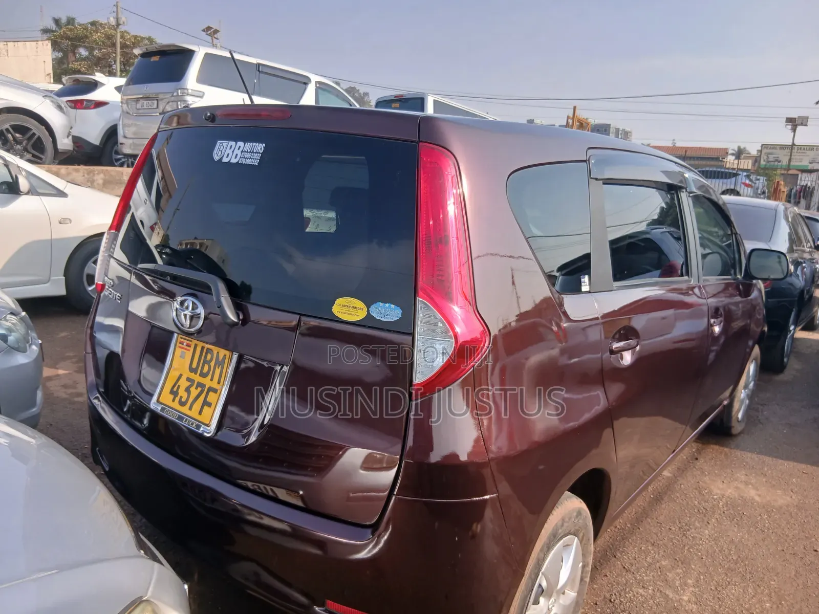 Toyota Passo Sette 2009 Maroon