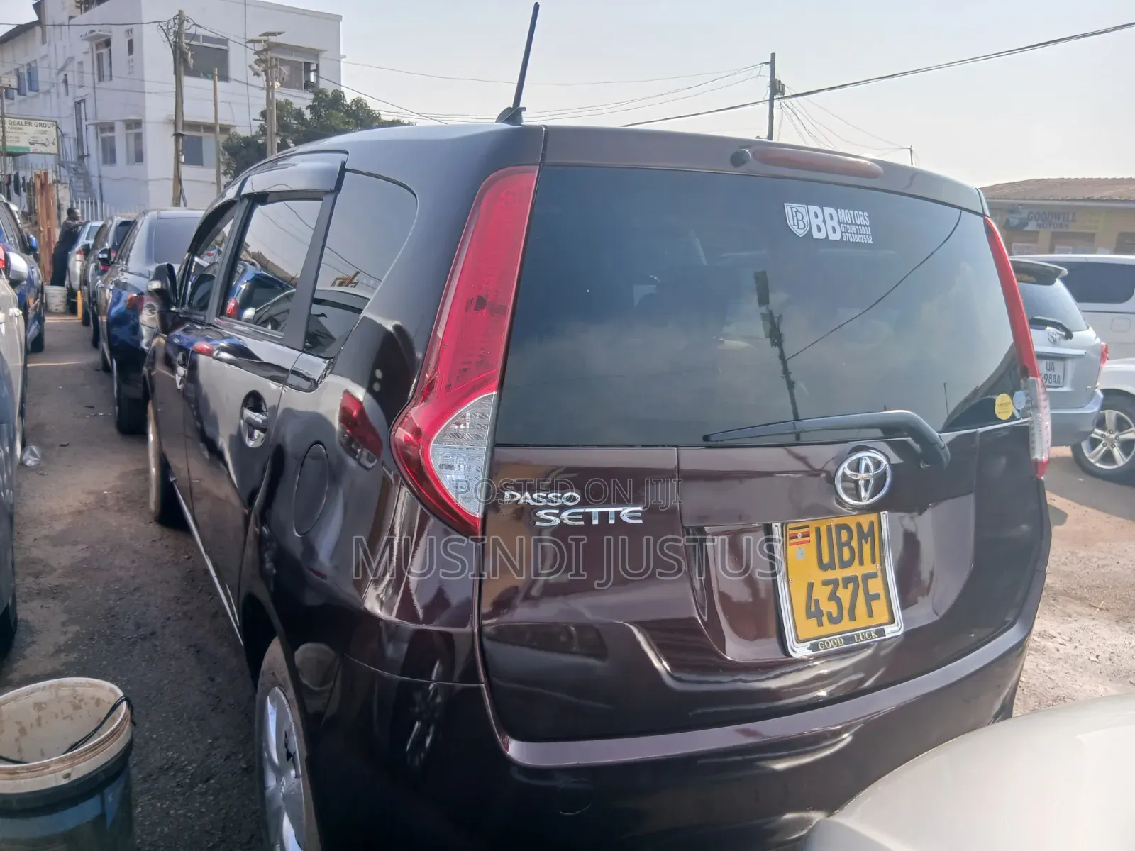 Toyota Passo Sette 2009 Maroon