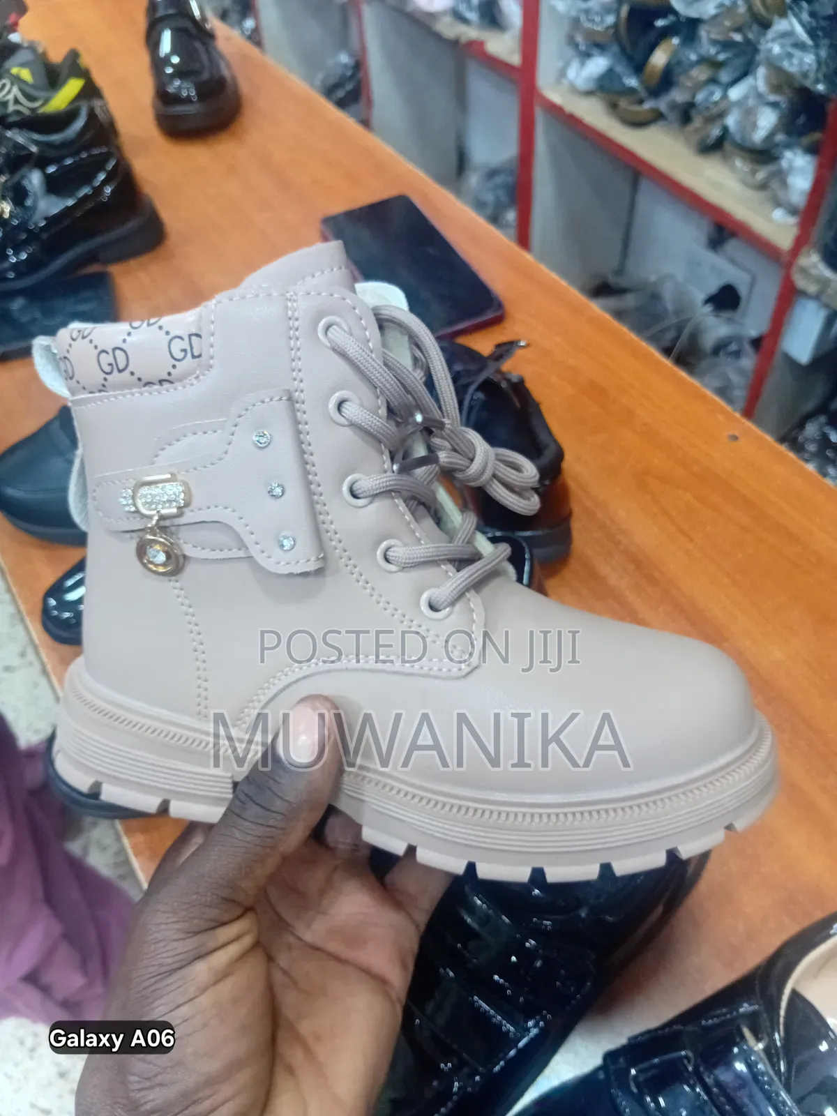 Unisex Boots for Children