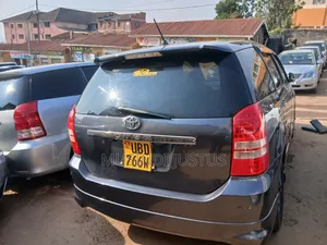 Toyota Wish 2005 Gray