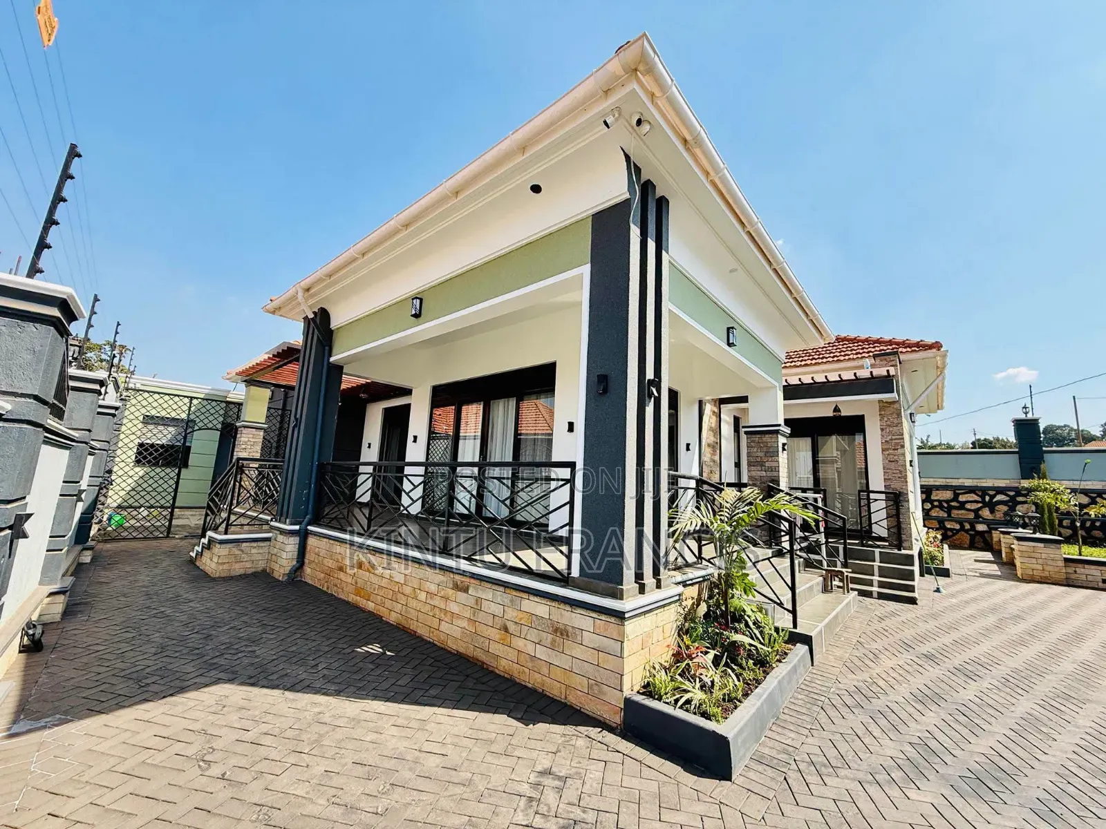 3bdrm House in Standalone Kisaasi, Central Division for rent