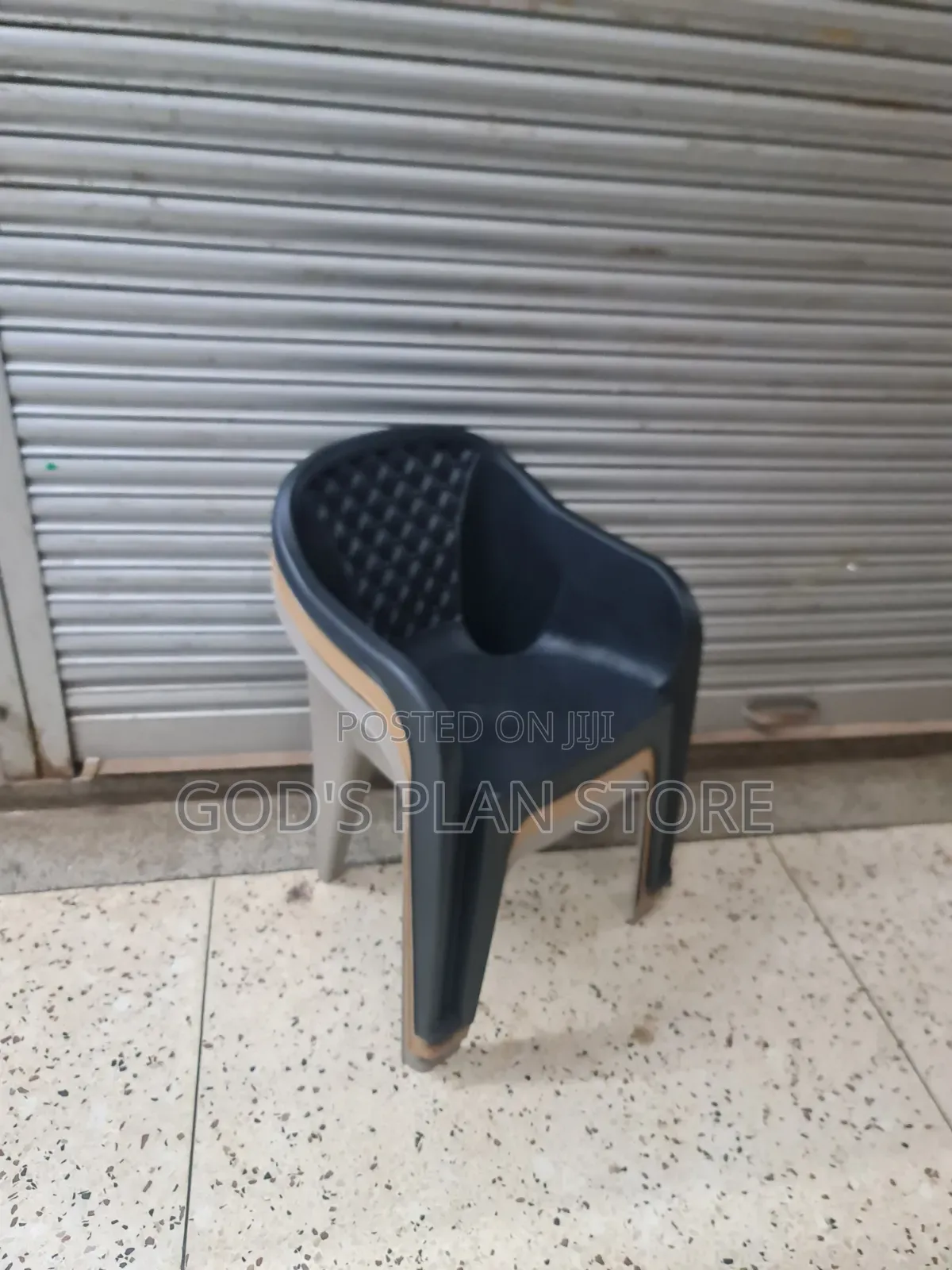 Velvet-Matte Diamond Plastic Chair Plastic Chair