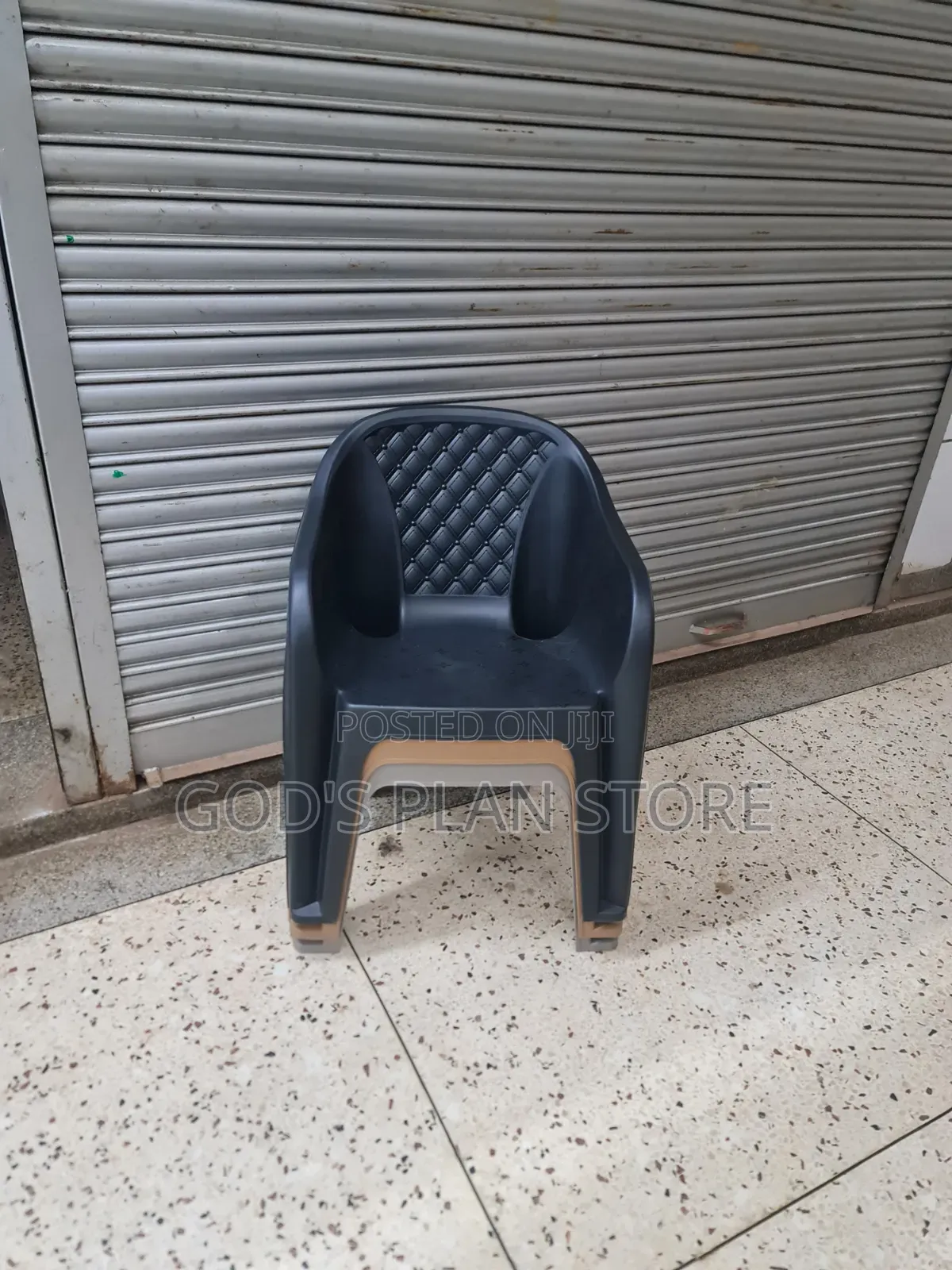 Velvet-Matte Diamond Plastic Chair Plastic Chair