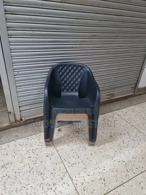 Velvet-Matte Diamond Plastic Chair Plastic Chair