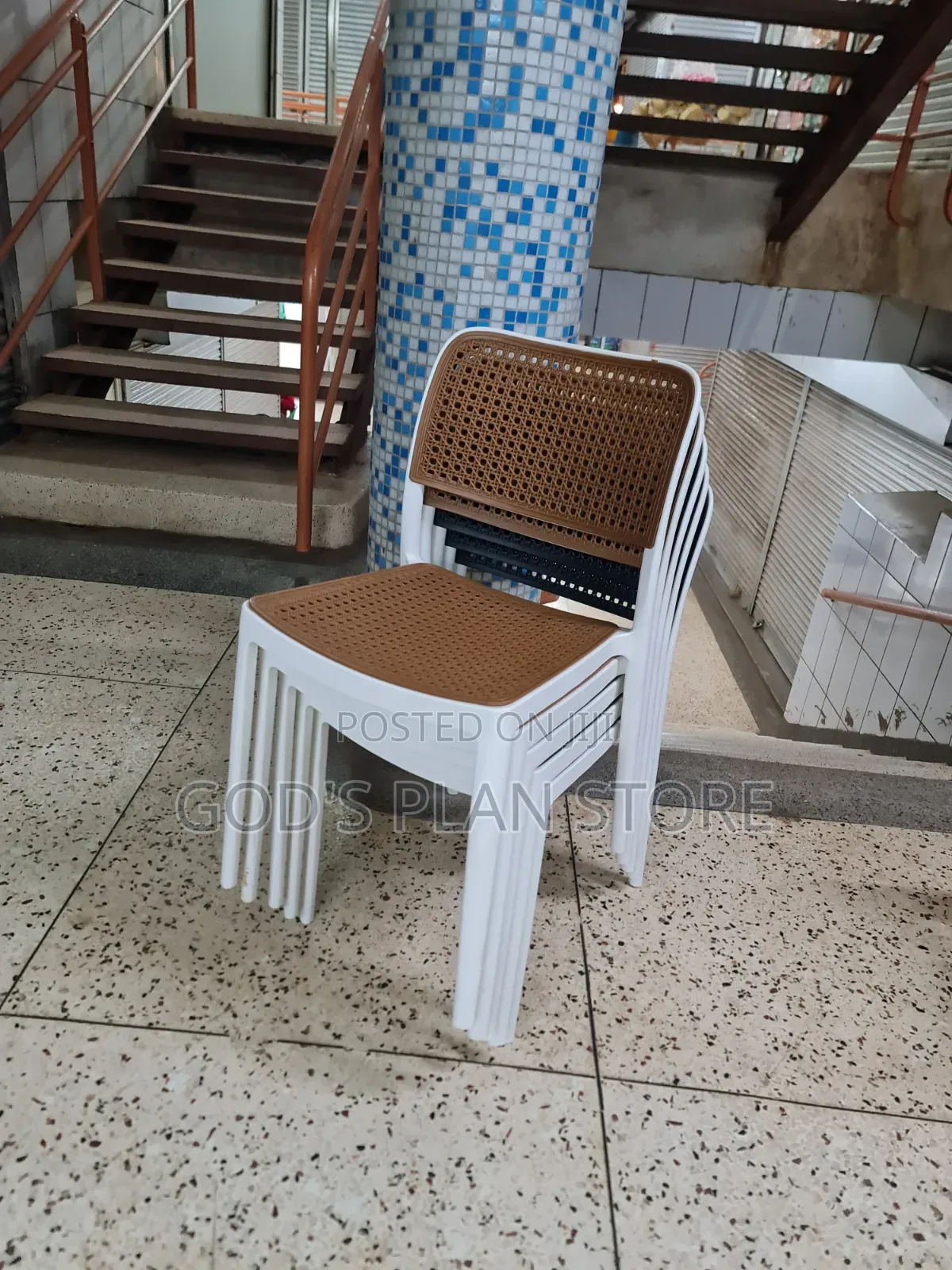 Mono-Diamond Plastic Chairs Plastic Chairs