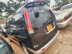 Toyota Noah 2001 Black