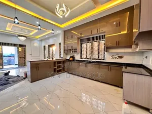 4bdrm House in Standalone Kisaasi, Central Division for rent