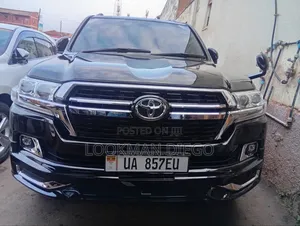 Toyota Land Cruiser 4.5 V8 DSL 2014 Black