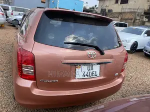 Toyota Corolla Fielder 2020 Ivory