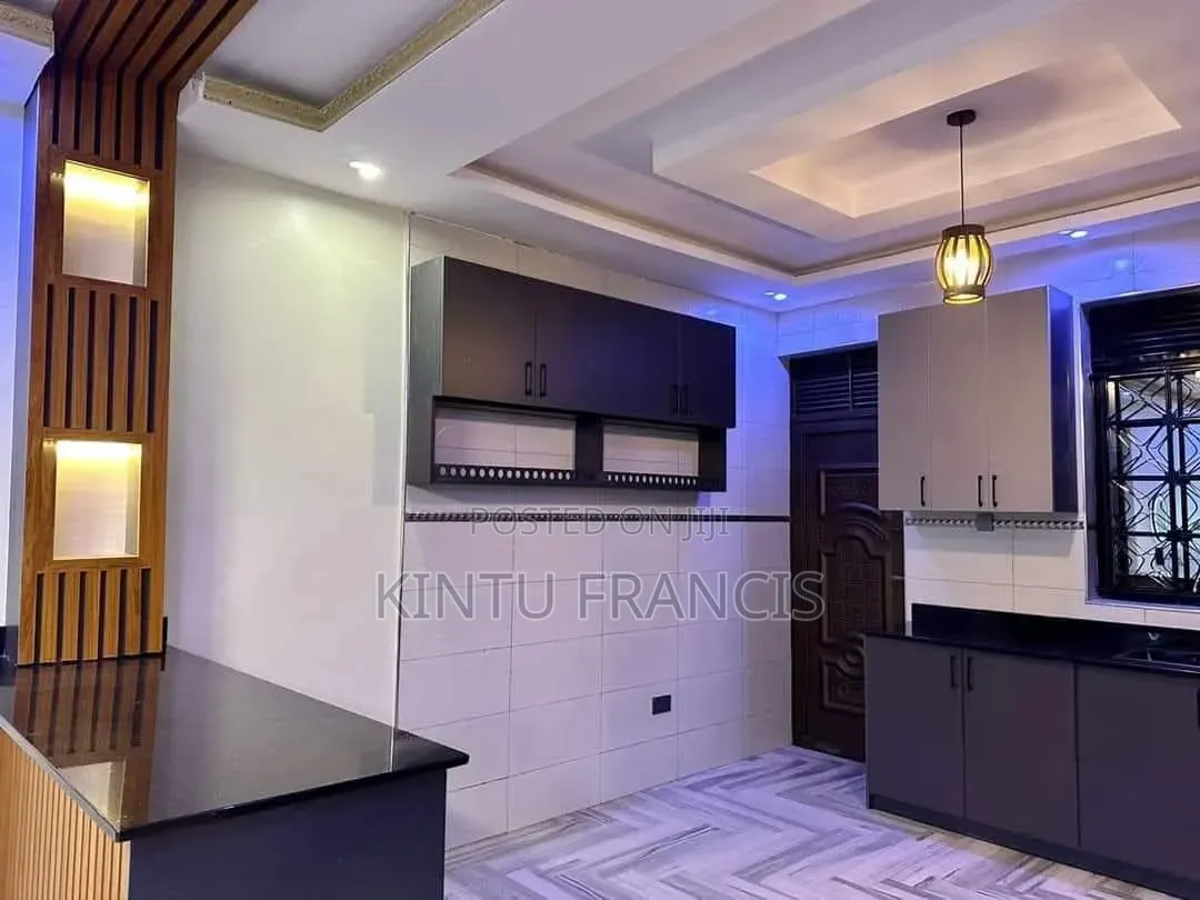 4bdrm House in Standalone Kisaasi, Central Division for rent