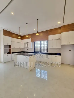 3bdrm House in Standalone Kisaasi, Central Division for rent