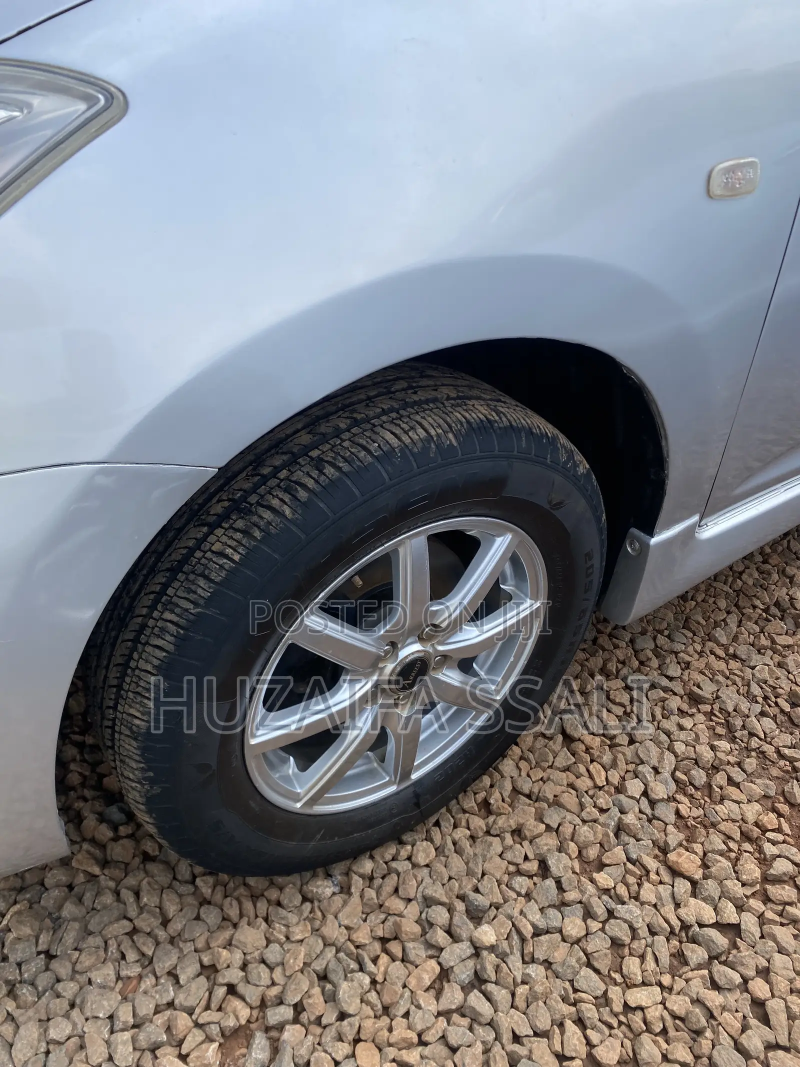 Toyota Wish 2018 Silver