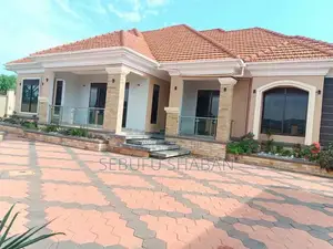 3bdrm House in Standalone Kisaasi, Central Division for rent