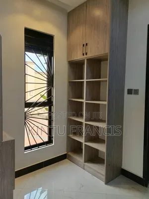 3bdrm House in Standalone Kisaasi, Central Division for rent