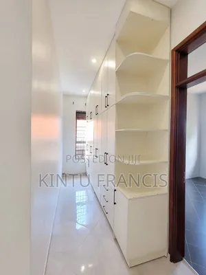 4bdrm House in Standalone Kisaasi, Central Division for rent