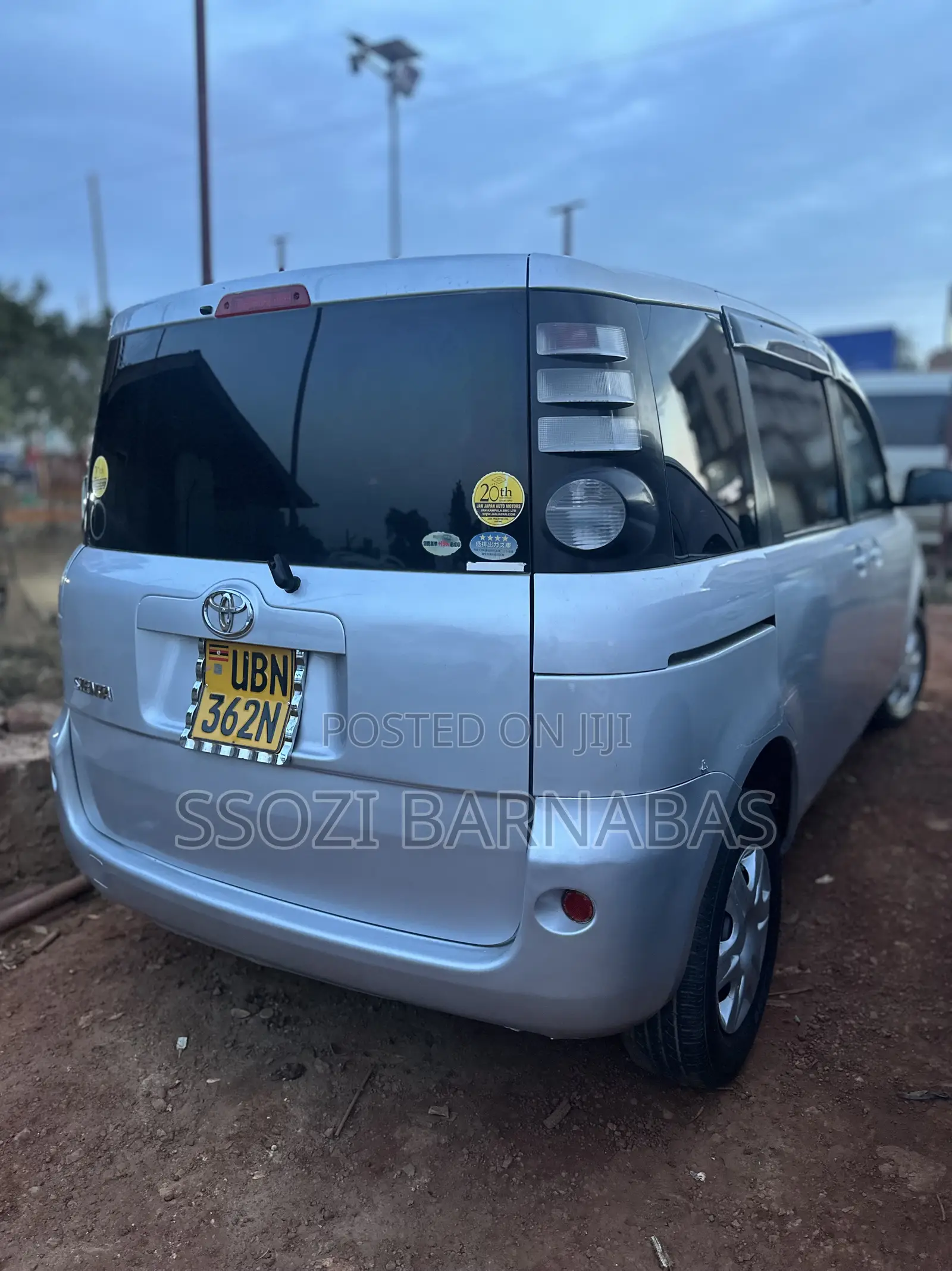Toyota Sienta 2007 Silver