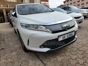 Toyota Harrier 2017 White