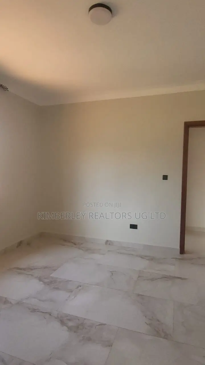 3bdrm House in Division A for sale