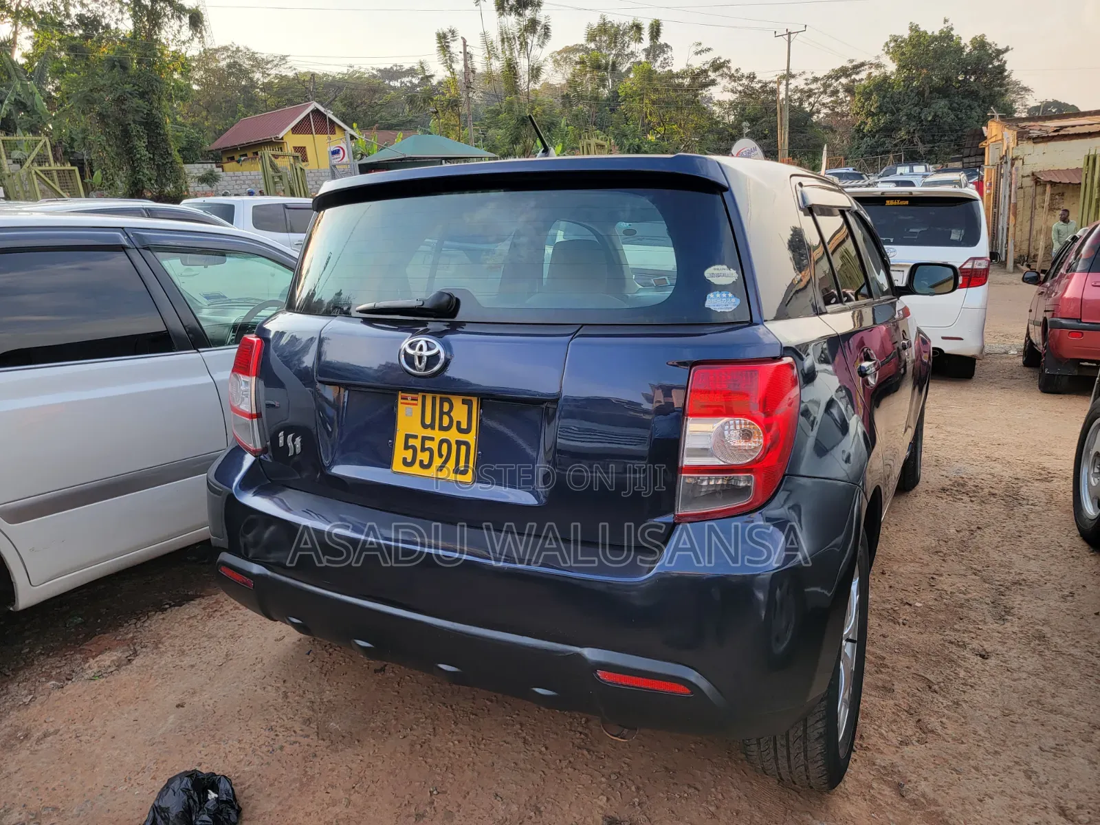 Toyota IST 2010 Blue