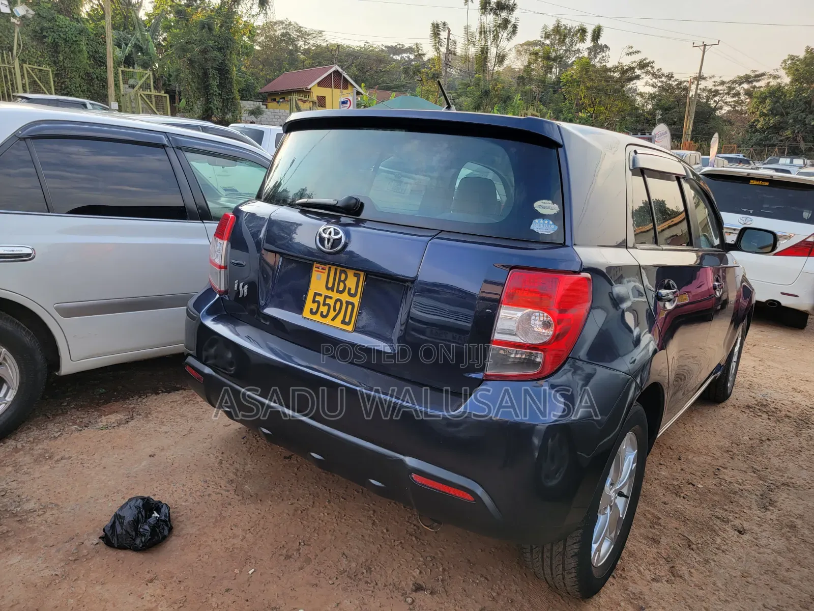 Toyota IST 2010 Blue
