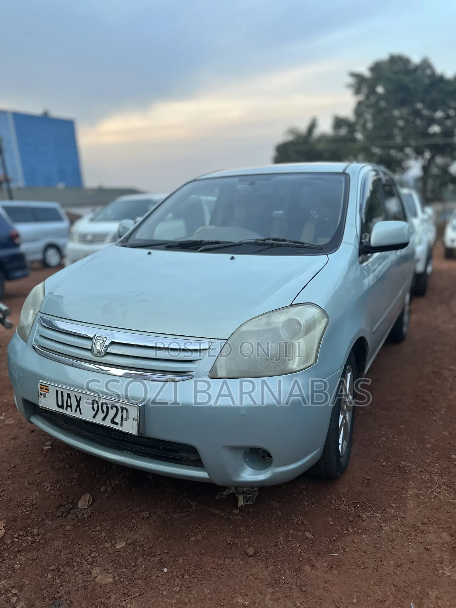 Toyota Raum 2003 Green