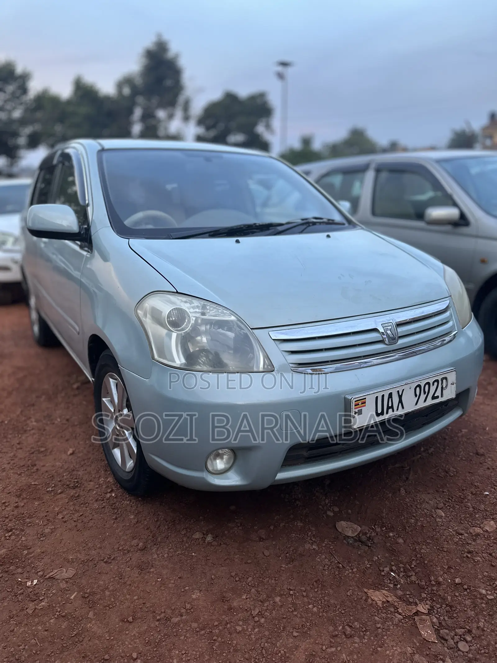 Toyota Raum 2003 Green