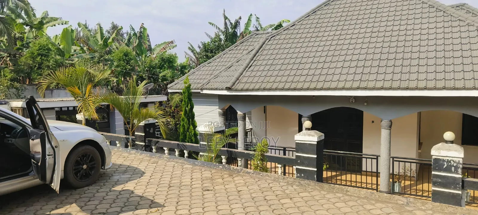 Furnished 3bdrm Bungalow in Kabalore for sale