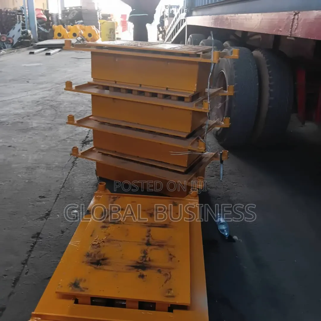 4 ", 6" 8" Block Mould. Price: 5m