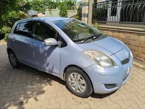 Toyota Vitz 2009 Beige