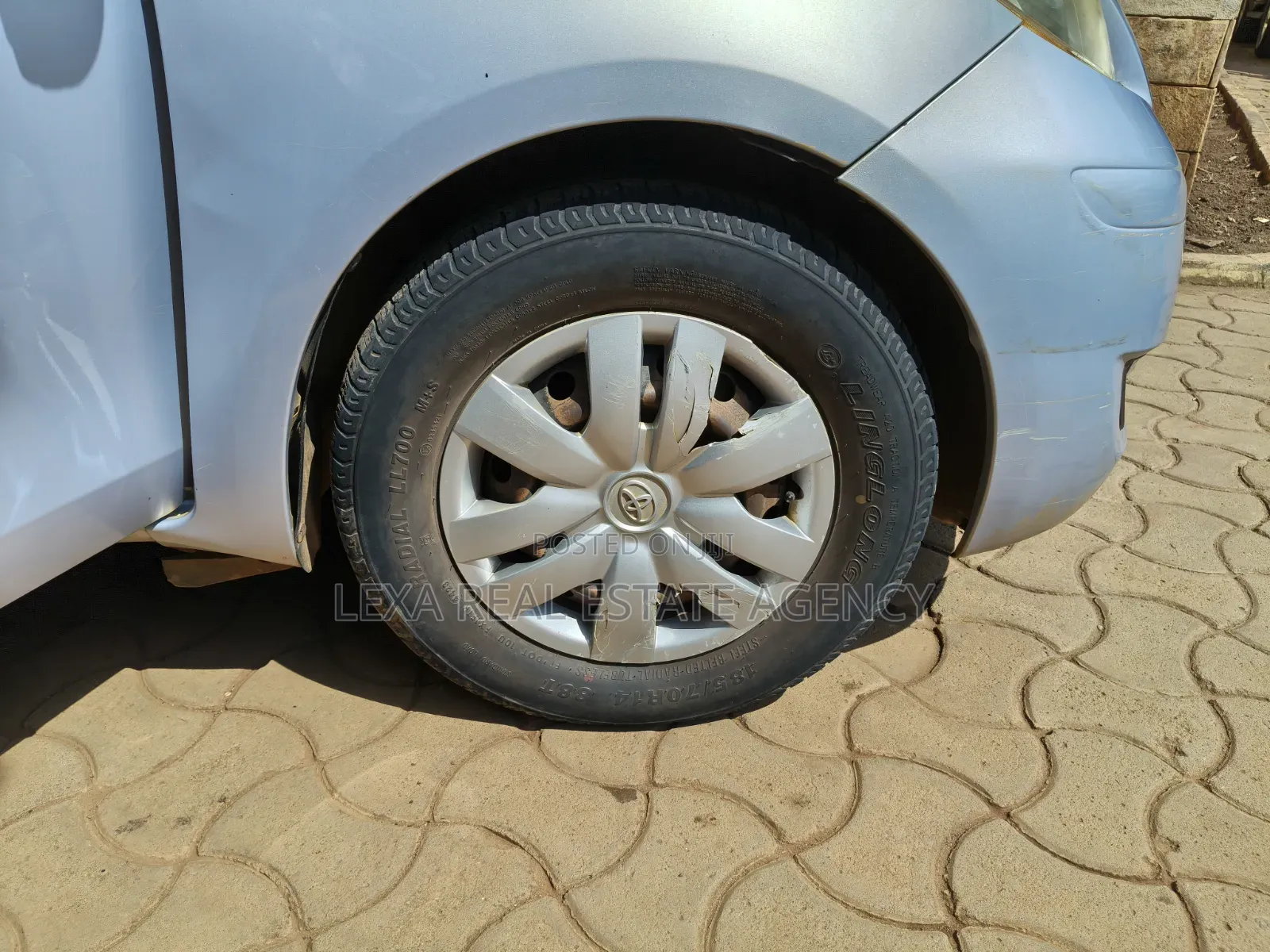 Toyota Vitz 2009 Beige