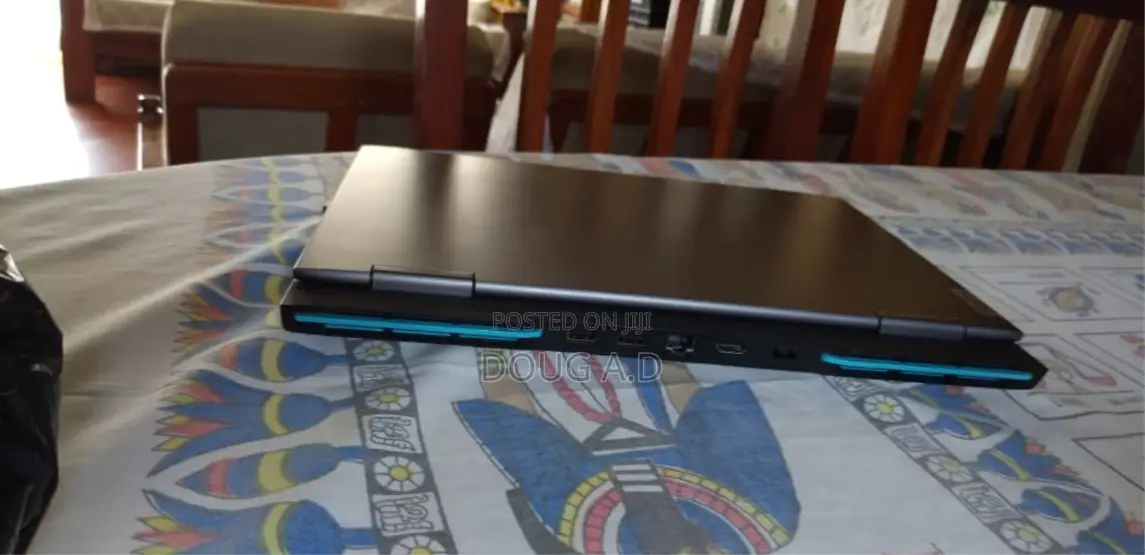 Laptop Lenovo LOQ 15IRH8 16GB Intel Core i5 SSD 1T